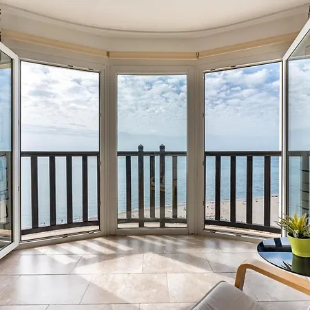 Apartment Spectacular Sea Views Parking And Pool *