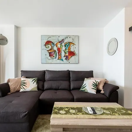 Spectacular Sea Views Parking And Pool Apartment Benalmadena